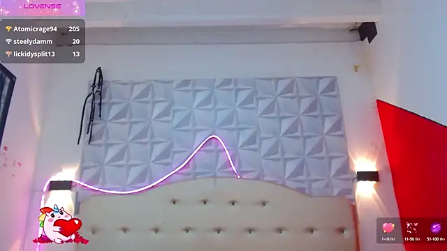 Snapshot of Kathiasaints chatting on January 8, 2025, 1:32 am Kathiasaints online show from January 8, 2025, 1:32 am