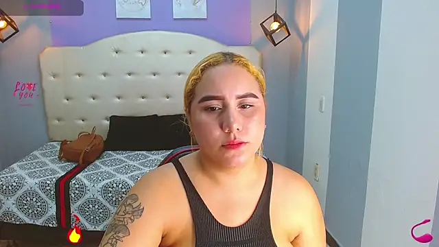 Snapshot of Kathiasaints chatting on February 28, 2025, 7:03 pm Kathiasaints online show from February 28, 2025, 7:03 pm