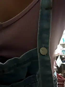 Snapshot of Wendy_Hot_ chatting on March 12, 2025, 10:17 pm Wendy Hot online show from March 12, 2025, 10:17 pm