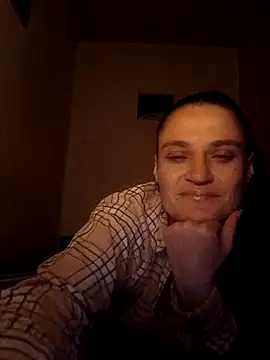 Snapshot of kristinakristi chatting on October 14, 2025, 10:10 pm kristinakristi online show from October 14, 2025, 10:10 pm