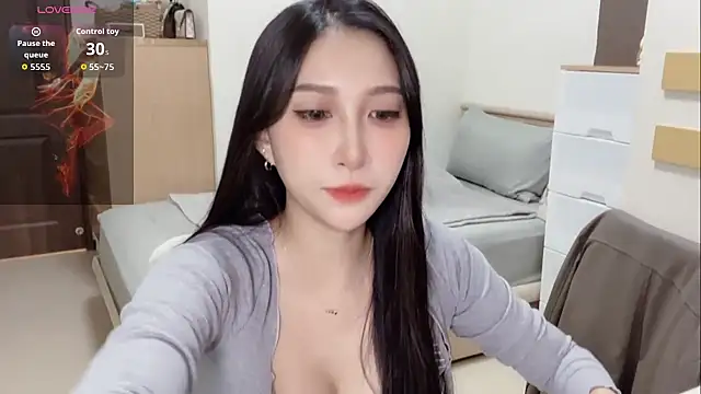 Snapshot of yu5888 chatting on October 17, 2025, 10:07 am yu5888 online show from October 17, 2025, 10:07 am