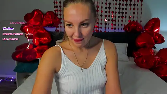 Kelly Hardy online show from February 15, 2025, 12:04 am