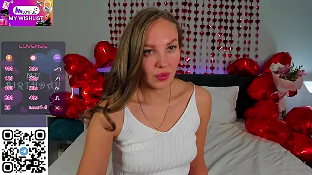 Kelly Hardy online show from February 19, 2025, 1:18 am