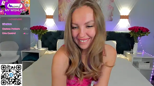 Kelly Hardy online show from March 9, 2025, 1:14 am