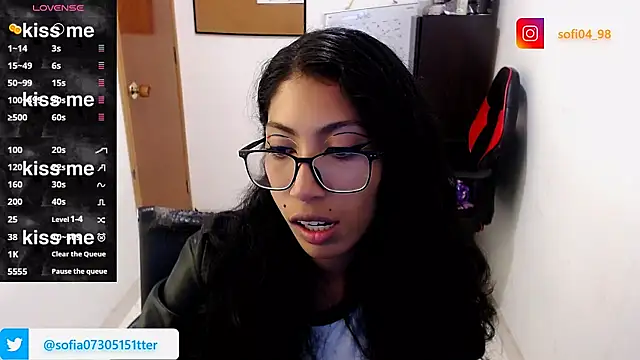 Snapshot of sofia_rosse4 chatting on July 8, 2026, 12:04 am sofia rosse4 online show from July 8, 2026, 12:04 am