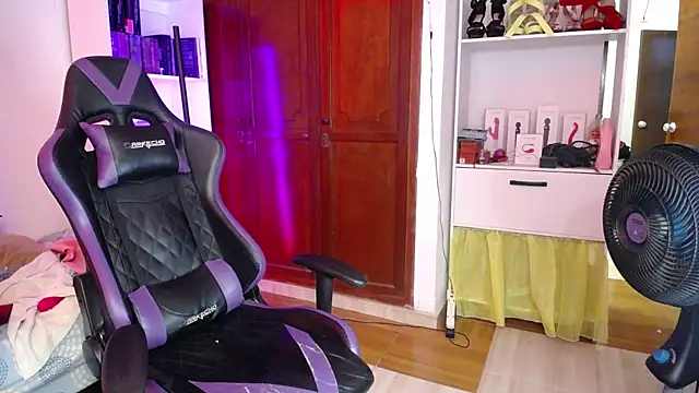 Amarantha 666 online show from December 17, 2024, 2:33 am