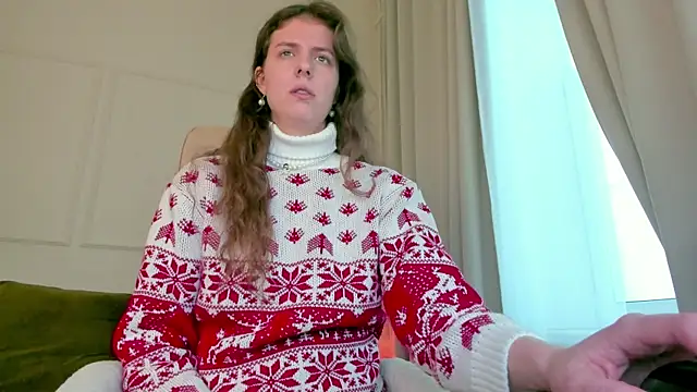 Snapshot of Sereta_Finn chatting on December 13, 2024, 10:51 am Sereta Finn online show from December 13, 2024, 10:51 am