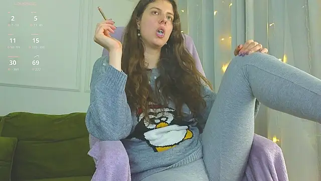 Snapshot of Sereta_Finn chatting on December 17, 2024, 1:38 pm Sereta Finn online show from December 17, 2024, 1:38 pm