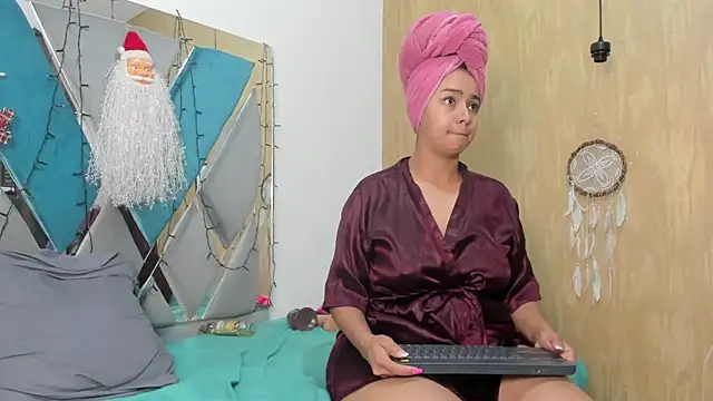 Luya Jhon online show from December 28, 2024, 2:32 pm