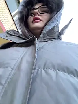 Snapshot of NikaMur chatting on October 9, 2025, 2:09 am NikaMur online show from October 9, 2025, 2:09 am