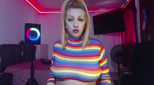 Snapshot of aliceesmith chatting on February 7, 2025, 6:34 pm aliceesmith online show from February 7, 2025, 6:34 pm