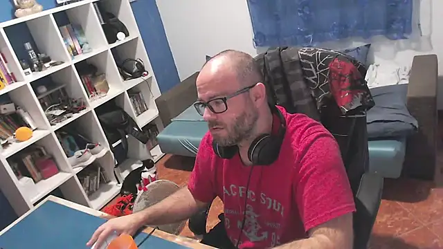 ravingr4d4 online show from October 22, 2025, 10:42 pm