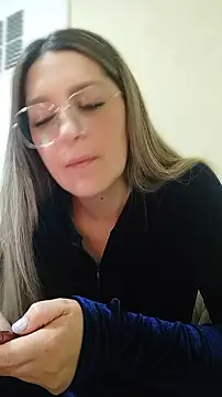 Daniela77771 online show from July 13, 2026, 9:50 pm