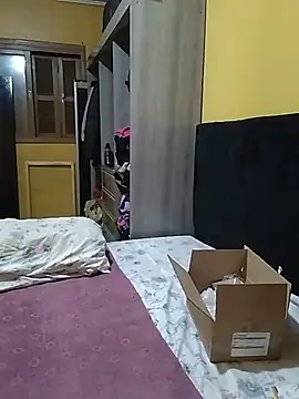 LilithRos3 online show from April 3, 2026, 11:14 pm