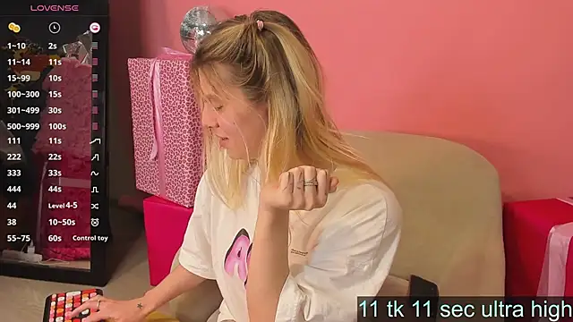 Snapshot of _faptax chatting on December 20, 2024, 7:22 am faptax online show from December 20, 2024, 7:22 am