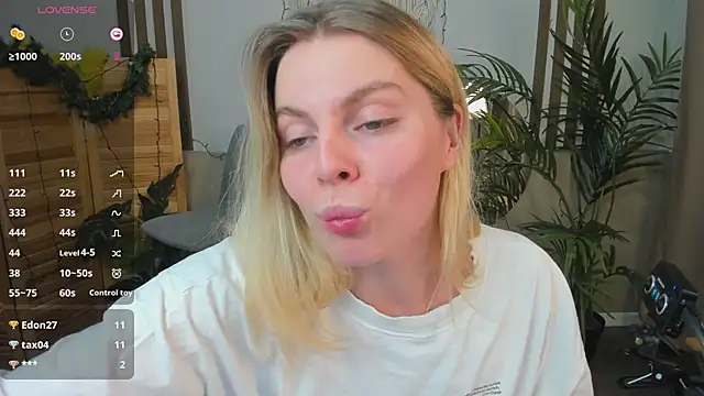 Snapshot of _faptax chatting on January 4, 2025, 4:22 pm faptax online show from January 4, 2025, 4:22 pm