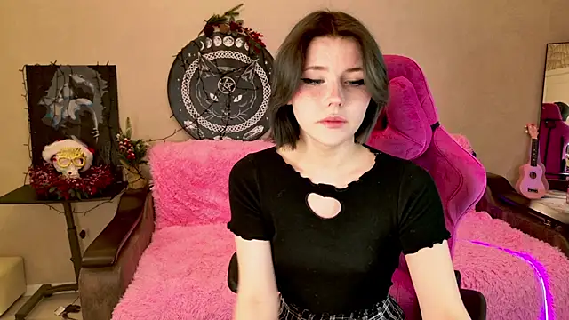 Snapshot of Alisa_Black_Star chatting on January 24, 2025, 11:15 am Alisa Black Star online show from January 24, 2025, 11:15 am