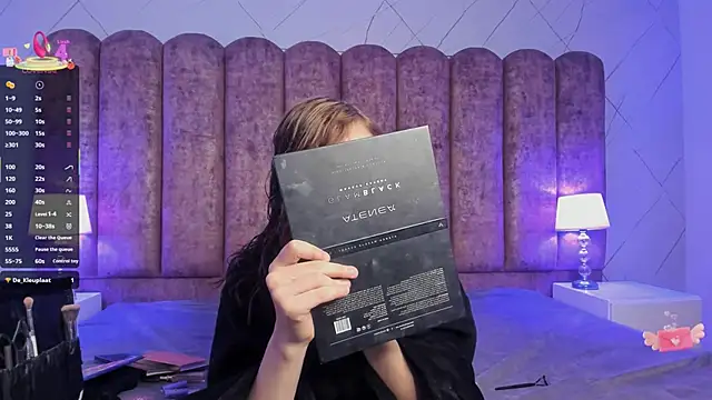 Snapshot of bellablack27 chatting on March 11, 2025, 1:45 pm bellablack27 online show from March 11, 2025, 1:45 pm