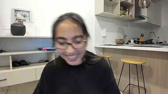 Snapshot of Sophi__a chatting on February 6, 2026, 2:49 am Sophi a online show from February 6, 2026, 2:49 am