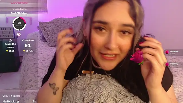 Snapshot of Megan_FE chatting on December 24, 2024, 4:30 pm Megan FE online show from December 24, 2024, 4:30 pm