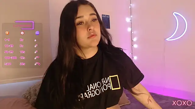 Snapshot of Megan_FE chatting on February 3, 2025, 11:31 am Megan FE online show from February 3, 2025, 11:31 am