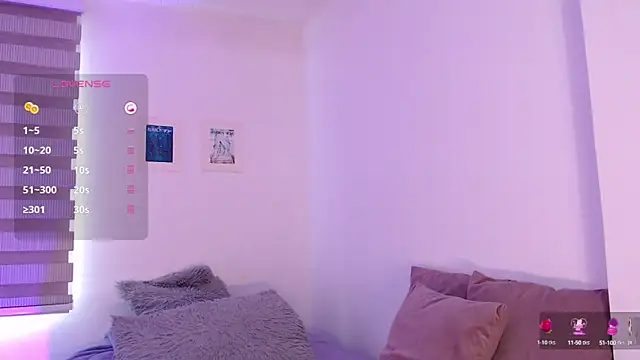 Snapshot of Megan_FE chatting on October 9, 2025, 4:05 pm Megan FE online show from October 9, 2025, 4:05 pm