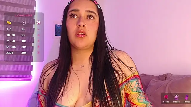 Snapshot of Megan_FE chatting on October 25, 2025, 2:13 pm Megan FE online show from October 25, 2025, 2:13 pm