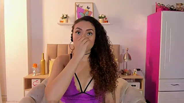 Zoe Gruber online show from March 22, 2026, 10:35 pm