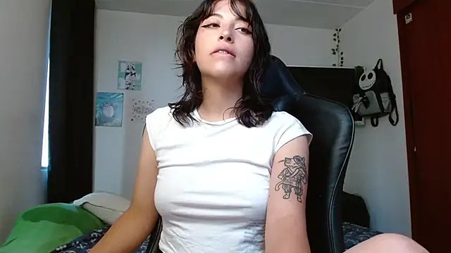 liisaxxx online show from November 4, 2025, 9:14 pm