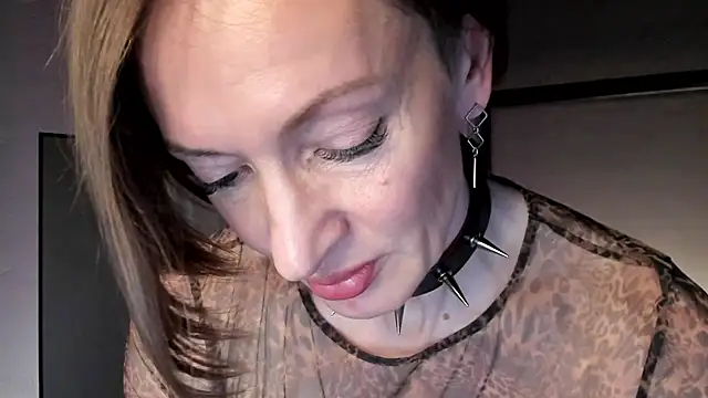 Dorothy Meyer online show from January 30, 2025, 8:31 pm