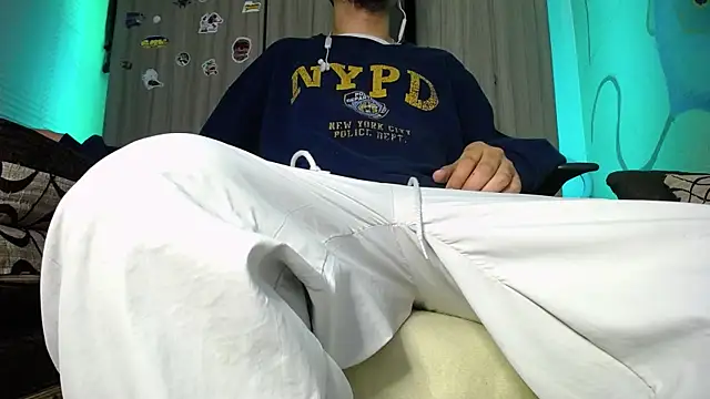 Snapshot of zacwatson_ chatting on January 20, 2025, 8:30 am zacwatson online show from January 20, 2025, 8:30 am