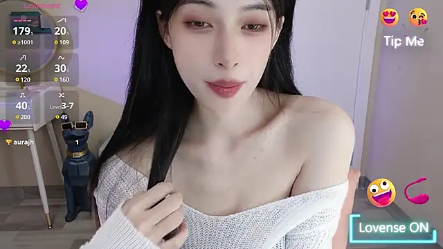 Snapshot of Aurora_99 chatting on December 31, 2024, 7:10 am Aurora 99 online show from December 31, 2024, 7:10 am