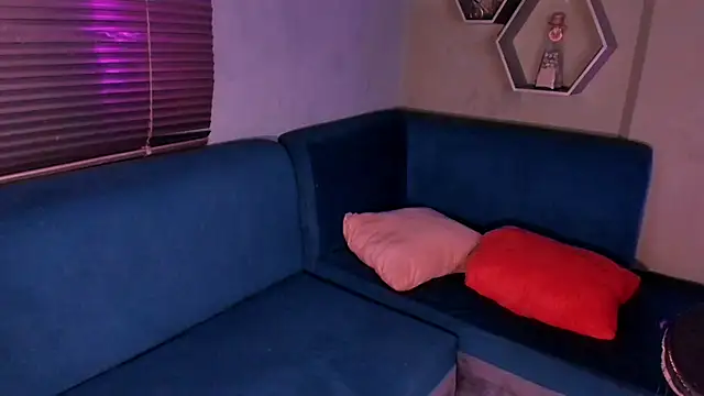 Sussy Bell01 online show from February 28, 2025, 7:26 am