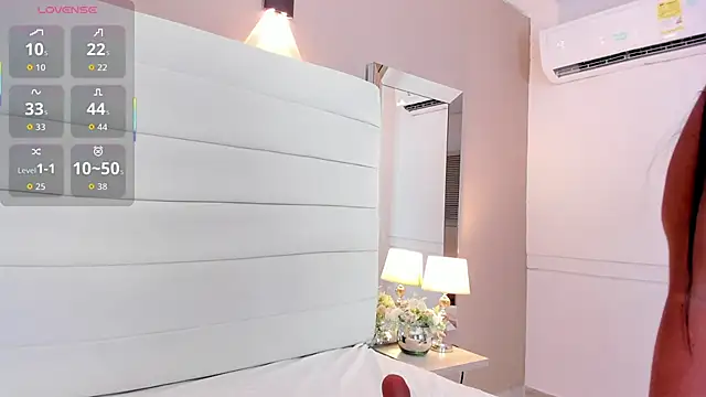 Lilly 2809  online show from February 19, 2026, 4:41 am