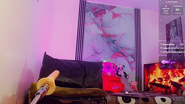  ChanellR  online show from October 7, 2025, 10:56 am