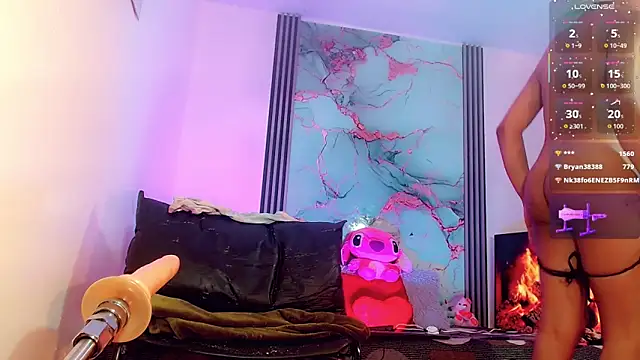  ChanellR  online show from October 20, 2025, 11:10 am