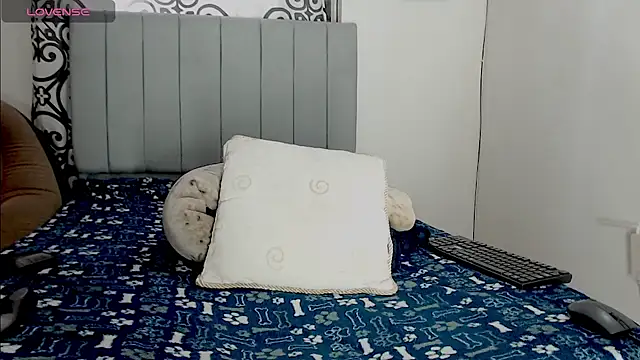 Snapshot of juan_stiven chatting on October 29, 2025, 5:36 pm juan stiven online show from October 29, 2025, 5:36 pm