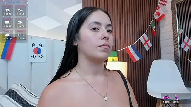 Julietasantos   online show from July 1, 2026, 6:51 pm