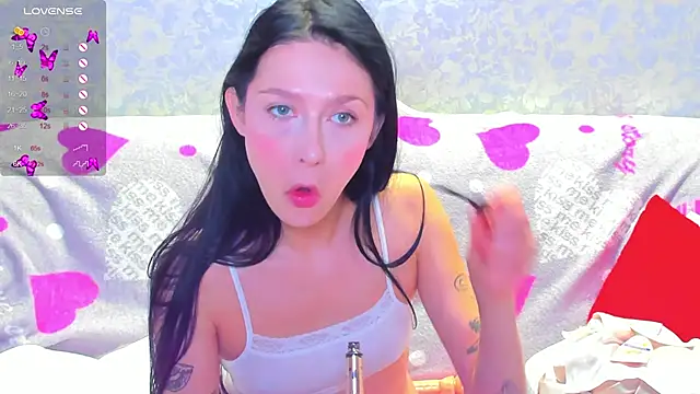 Vanessa Florence online show from November 3, 2025, 1:40 am