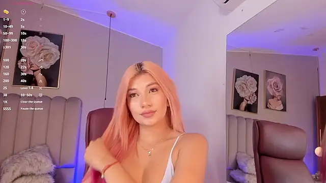 Snapshot of Emma_Thompsson chatting on October 2, 2025, 2:51 am Emma Thompsson online show from October 2, 2025, 2:51 am