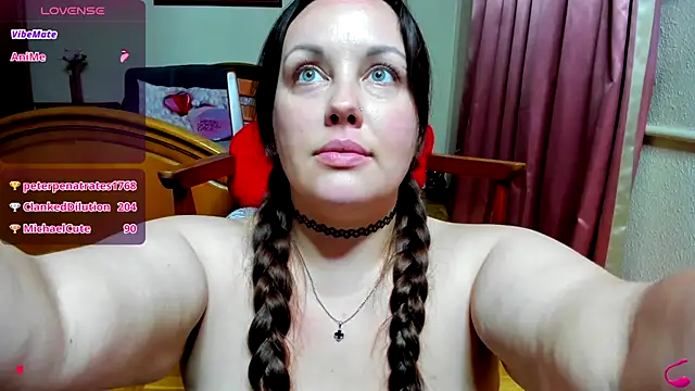 BubbleEmma online show from July 28, 2026, 8:52 pm