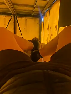 cussy007 online show from November 10, 2025, 1:21 pm