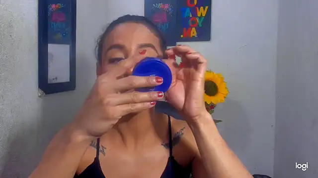 Snapshot of juanblakbigcock chatting on November 4, 2025, 3:55 pm juanblakbigcock online show from November 4, 2025, 3:55 pm