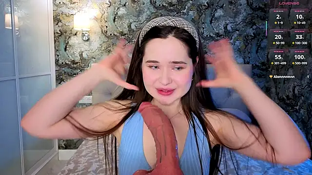 KateBleare online show from February 27, 2026, 5:46 pm