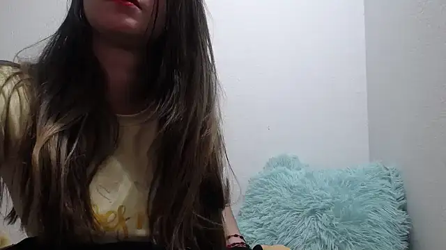 Snapshot of Luna_girlhot_ chatting on March 16, 2025, 3:47 am Luna girlhot online show from March 16, 2025, 3:47 am