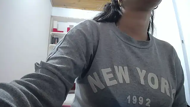 Snapshot of Luna_girlhot_ chatting on January 9, 2026, 7:26 pm Luna girlhot online show from January 9, 2026, 7:26 pm