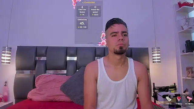 PittAndLunaa online show from February 14, 2026, 12:35 pm