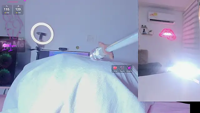 Abigail Girl   online show from January 6, 2026, 5:16 pm