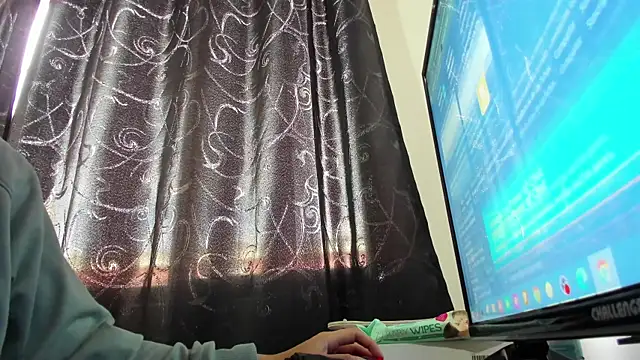 Snapshot of samantha__wilson chatting on November 5, 2025, 1:22 pm samantha wilson online show from November 5, 2025, 1:22 pm