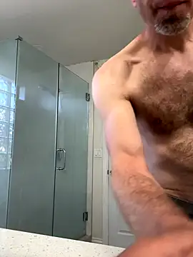 El Gizmo online show from October 22, 2025, 5:34 pm